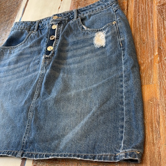 Vera Moda Denim Skirt size Large - Picture 4 of 9